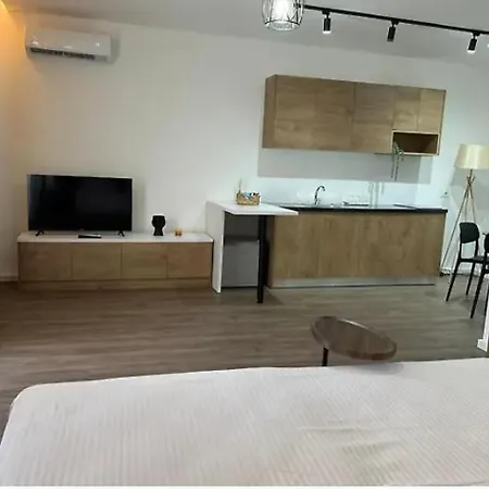 Hotel apartamentowy Milo's *